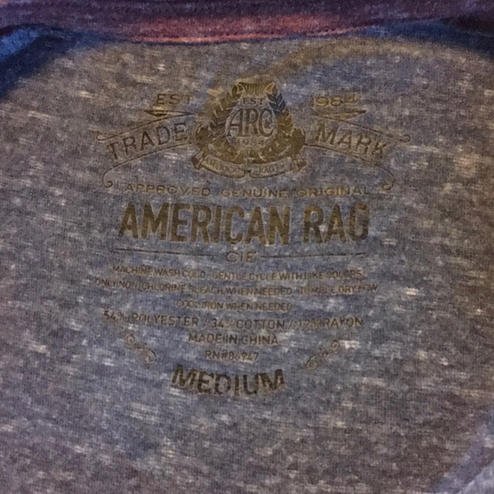 Men’s American Rag Tee Shirt Red & Blue  size Lrg - Picture 4 of 4